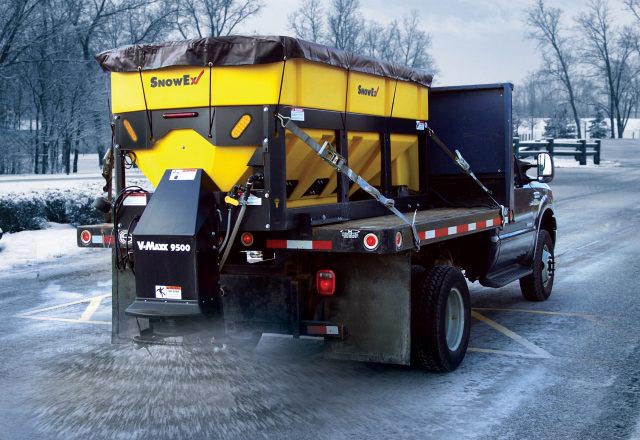 Ice Management and Deicing | Royal Landscaping LLC