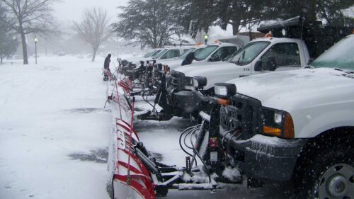 24/7 Emergency Services | Connecticut Snow Removal | Royal Maintenance Group